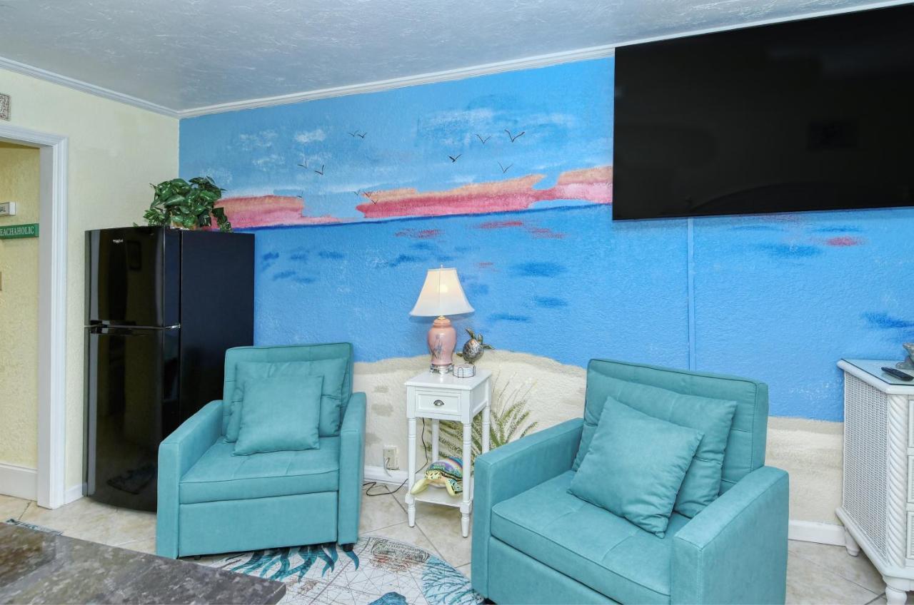 Waterfront Room, Heated Pool, Tiki Bar & Grill Sarasota Extérieur photo